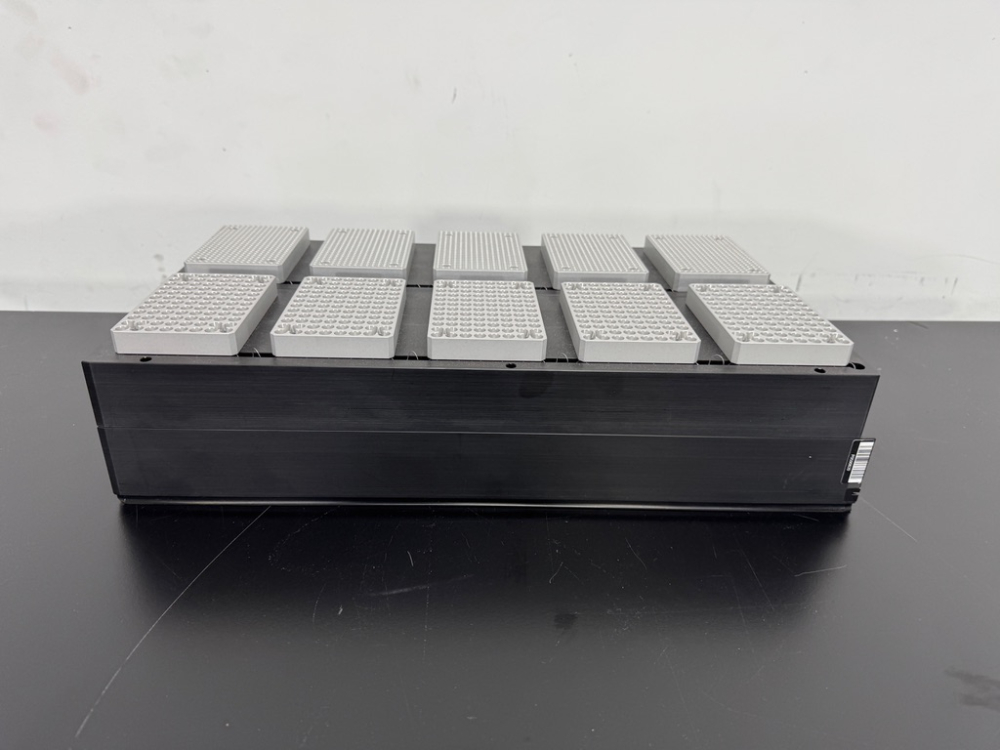 Image of Lot Of Metal Plate Racks